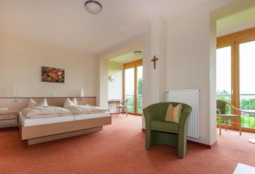 Отель Allgäuweite