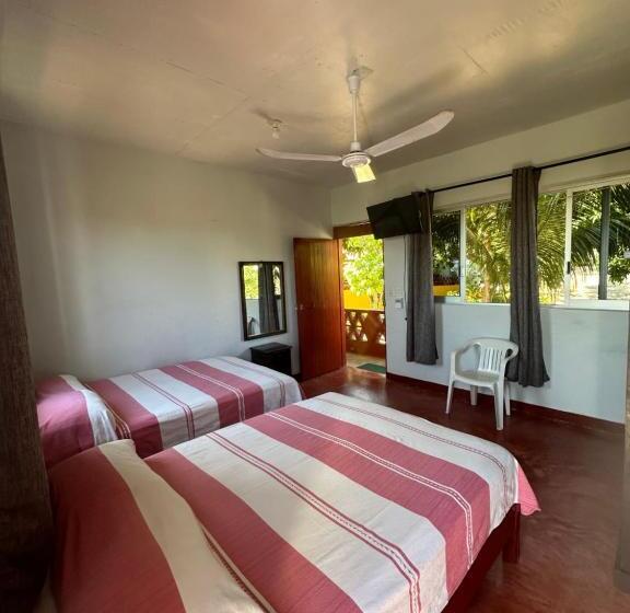 هتل Cabañas Pepe