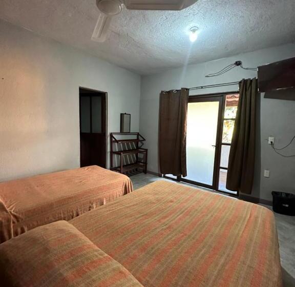 ホテル Cabañas Pepe