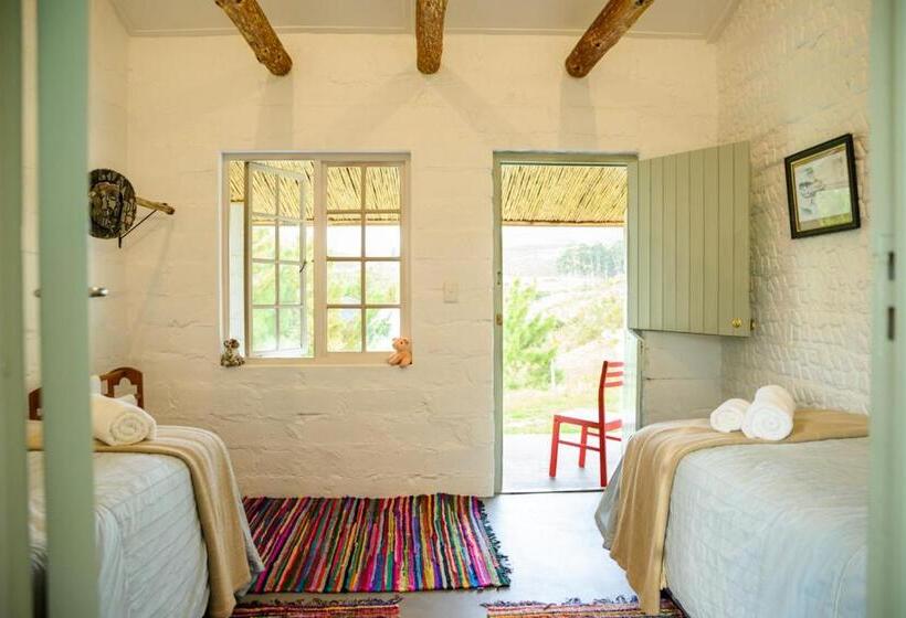 Отель Laughing Waters Farm