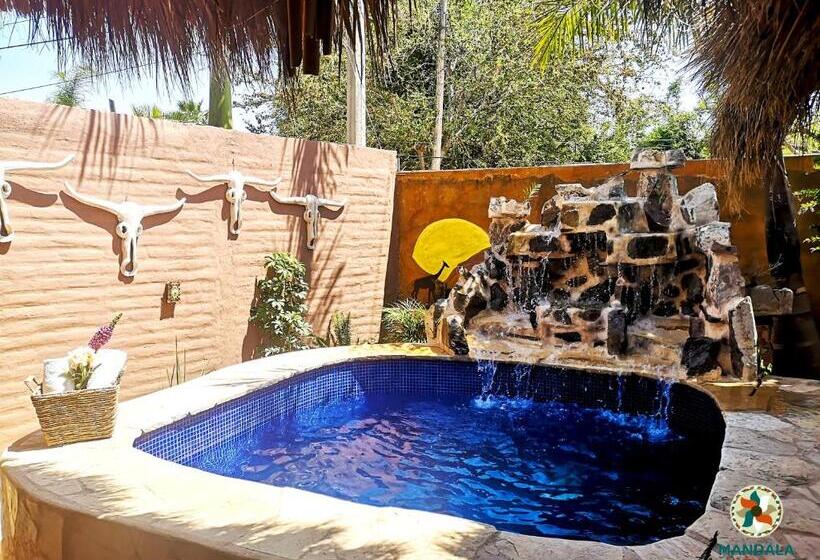 בית מלון כפרי Mandala Thai