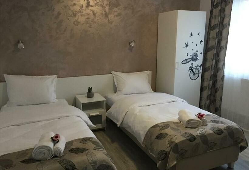 هتل Top Style Villa