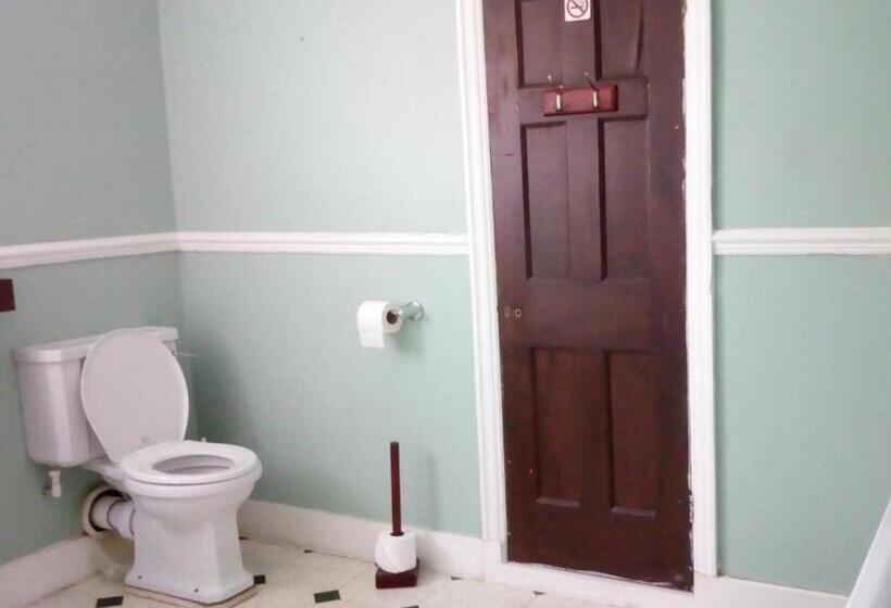 Kingsway Bed & Breakfast