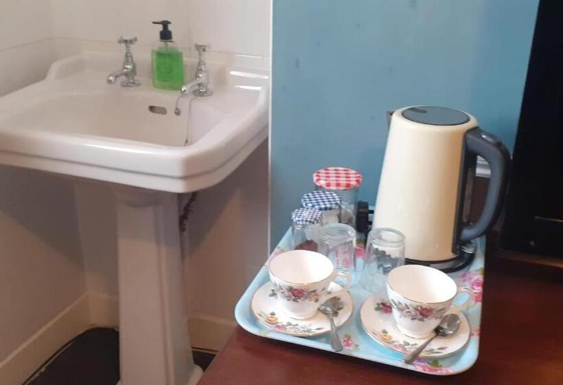 Kingsway Bed & Breakfast