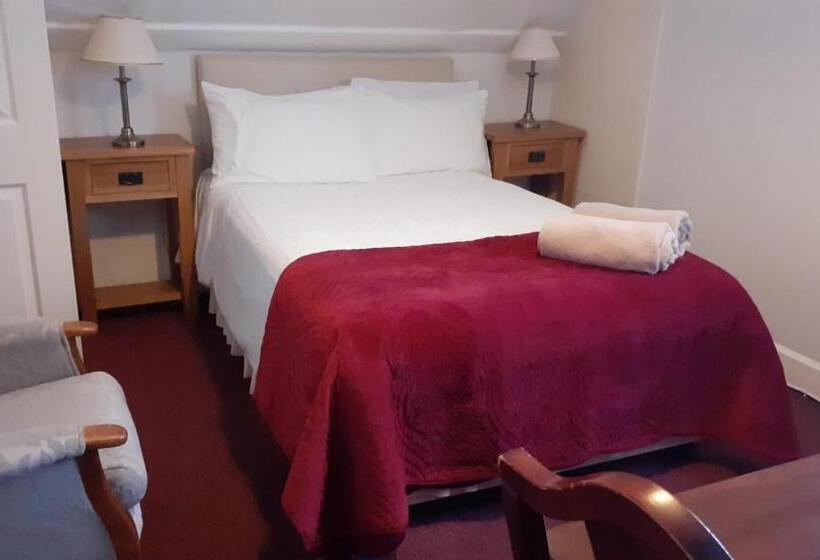 Kingsway Bed & Breakfast