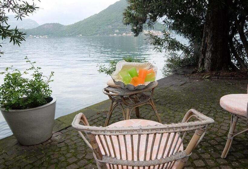L Oleandro Sul Lago D Iseo B&b