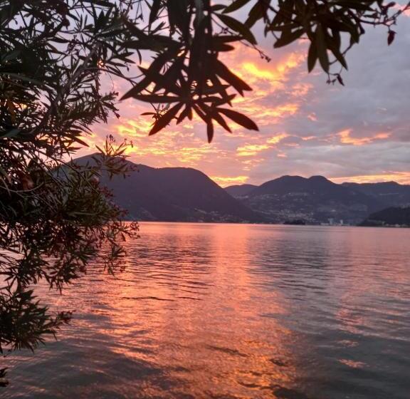 L Oleandro Sul Lago D Iseo B&b