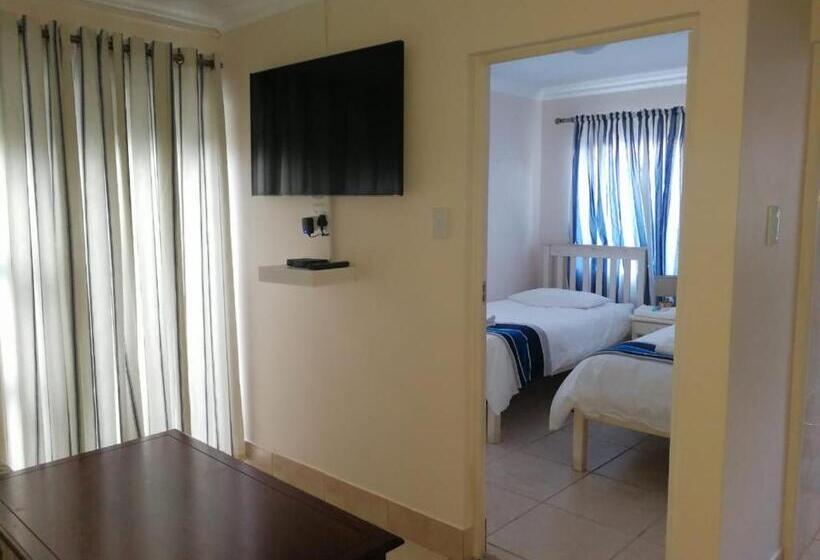 פנסיון 24b Kruger Cottage