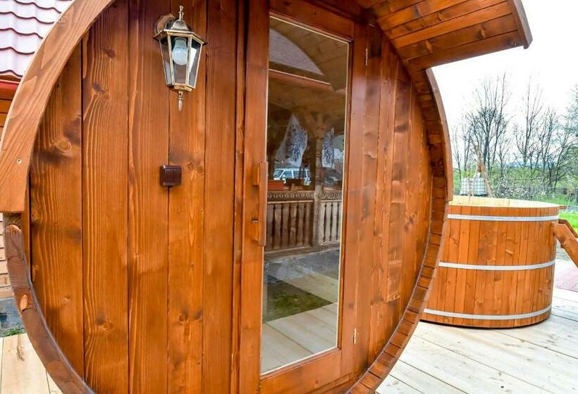 بنسيون Casa Nely