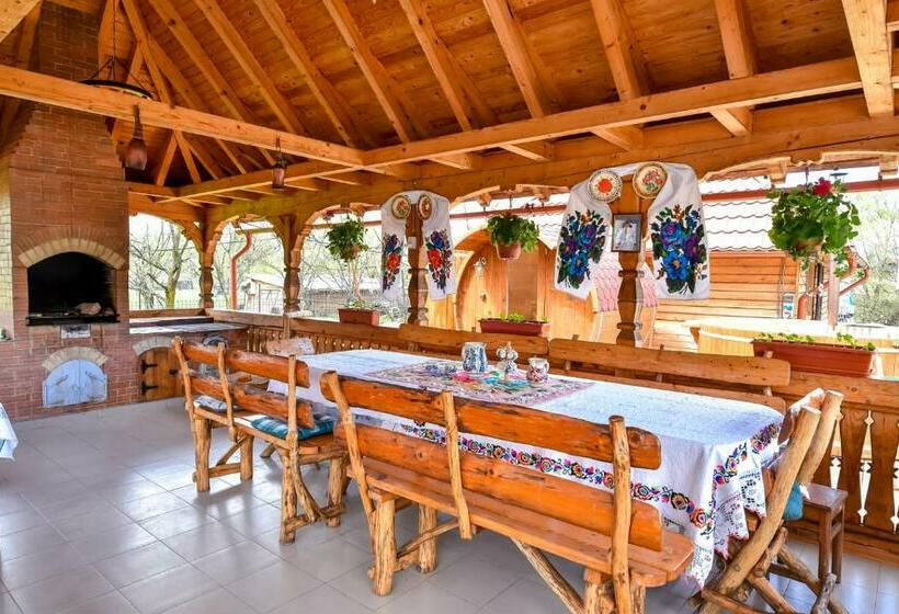 بنسيون Casa Nely