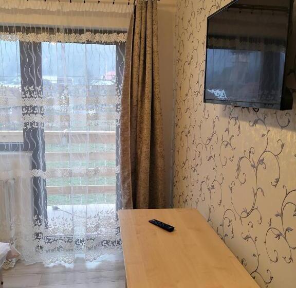 بنسيون Casa Nely