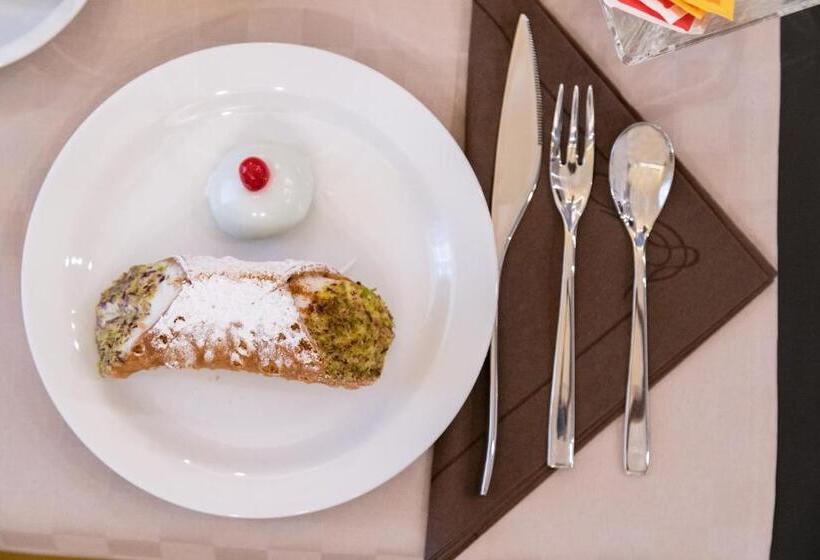 پانسیون Catania Over Time   Tourist Rooms