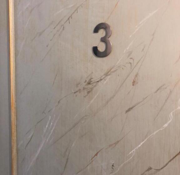 بنسيون Civico 17