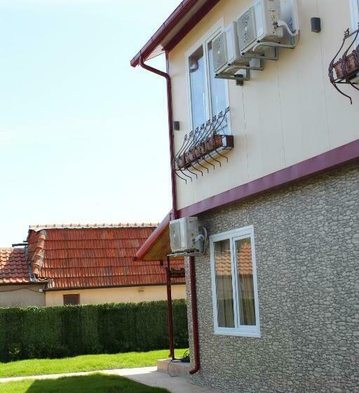 پانسیون Guest House Valiland