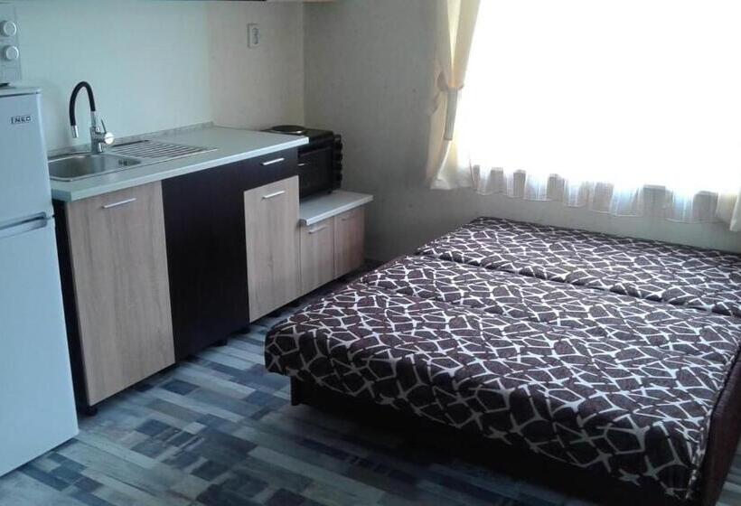 Пансион Guest House Valiland