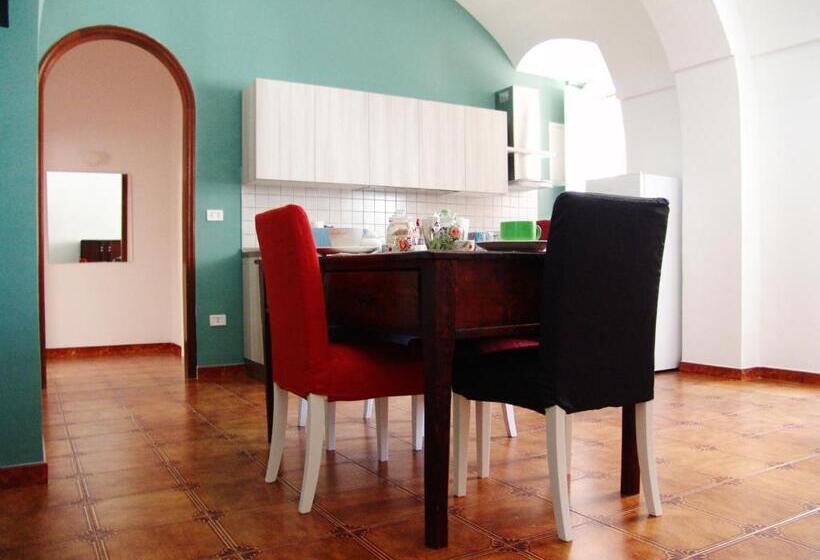 بنسيون La Bougainvillea