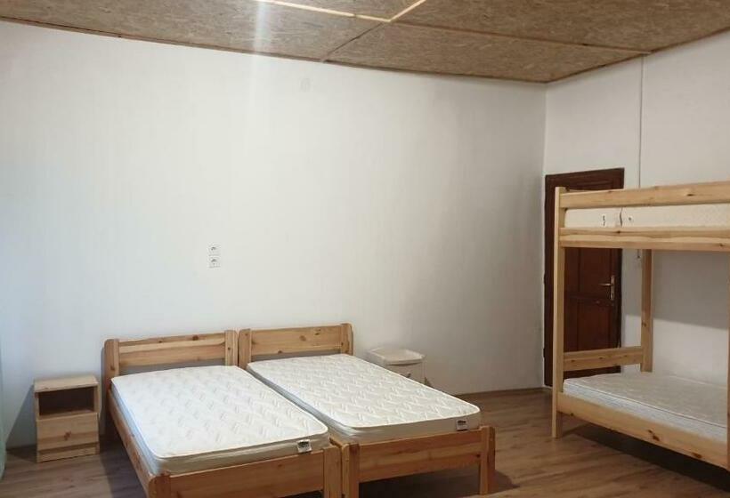 بنسيون Larida Vendégház