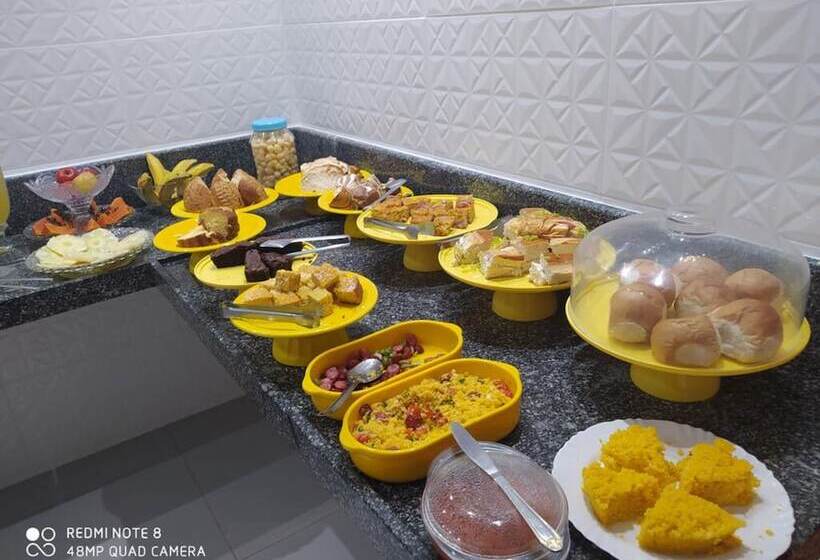 פנסיון Pousada Do Sol