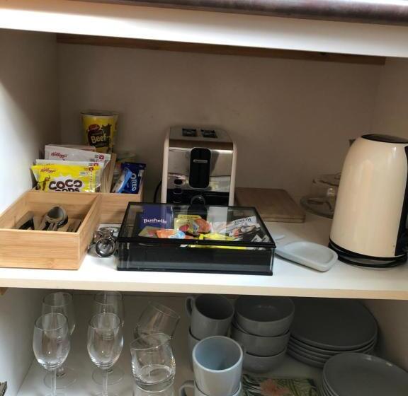 Пансион Sea Change Guesthouse