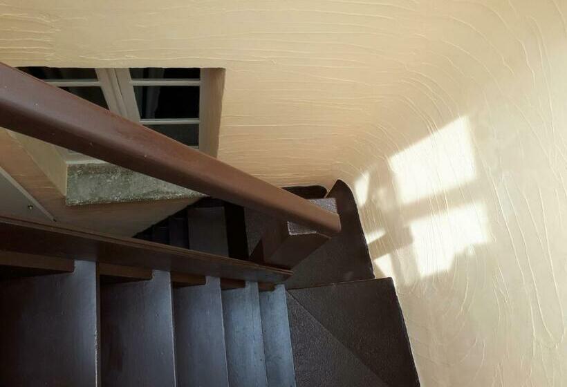 פנסיון Sibilla Family Suites