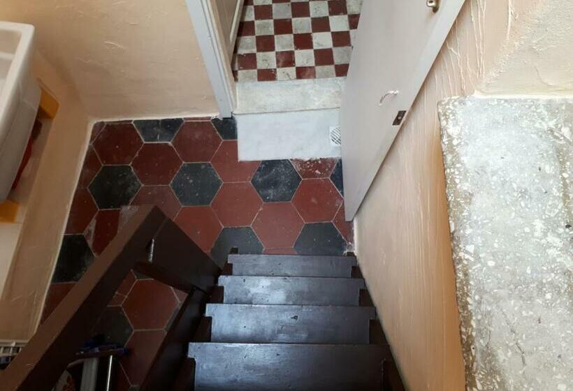 פנסיון Sibilla Family Suites