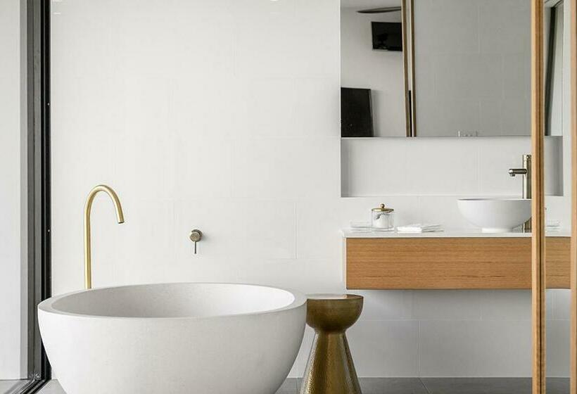 פנסיון Sundays At Byron