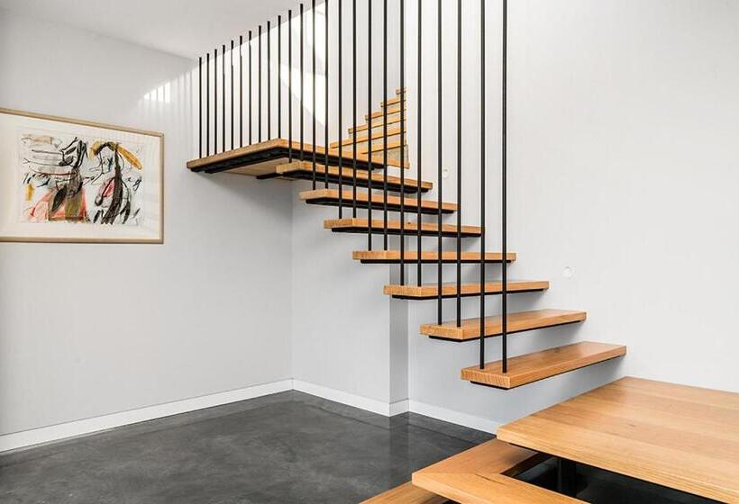 פנסיון Sundays At Byron