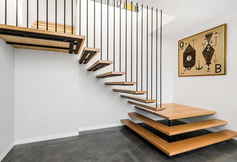 פנסיון Sundays At Byron