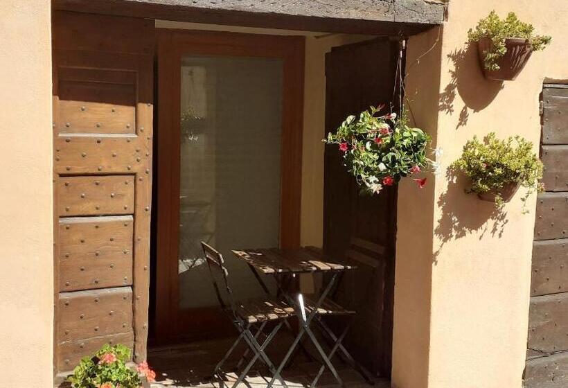 펜션 Tavernetta Vicino Lago Trasimeno