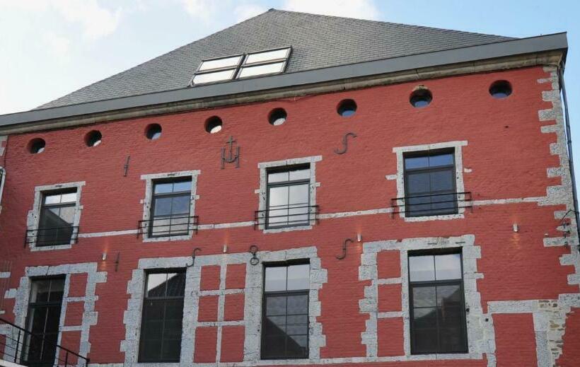 Пансион Urban Nest