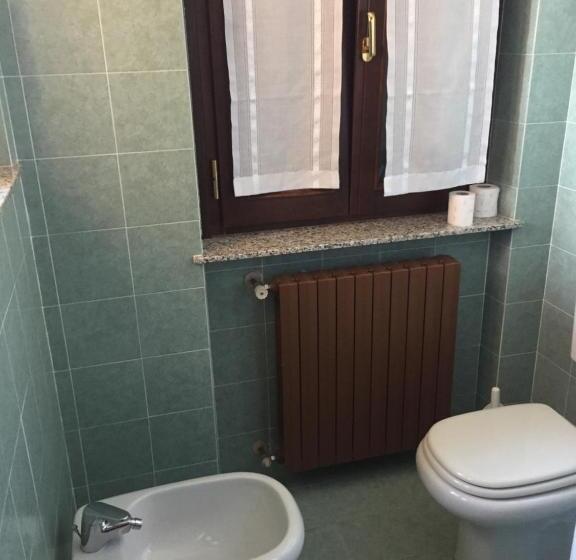 פנסיון Villa Romeo   Acero Rosso