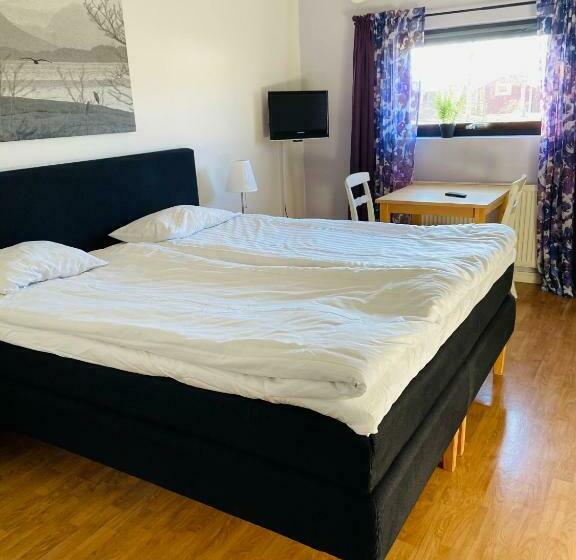 Rödlix Vandrarhem & Camping