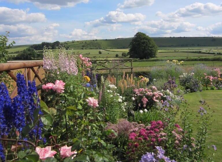 مبيت وإفطار Deverill End