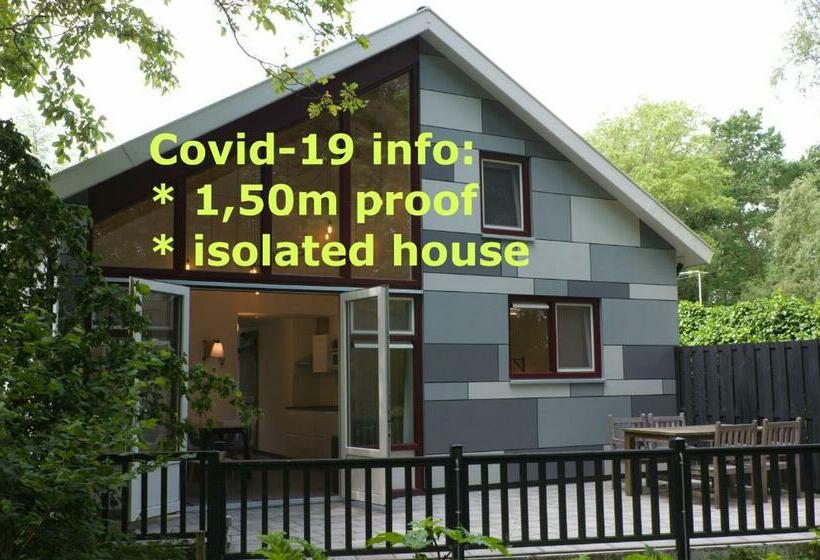 민박 Dinos Bed&breakfast   Whole Guesthouse