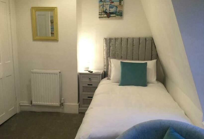 مبيت وإفطار Glebe House