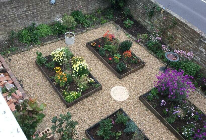 مبيت وإفطار Glebe House