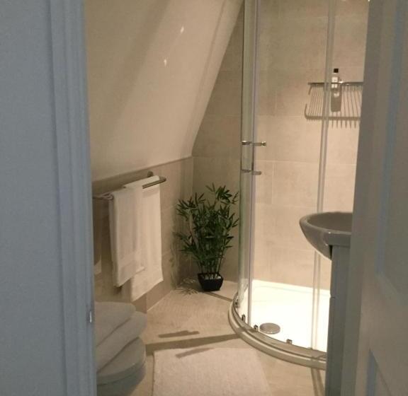 مبيت وإفطار Glebe House