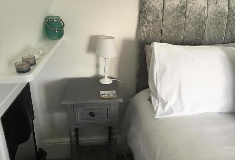 مبيت وإفطار Glebe House