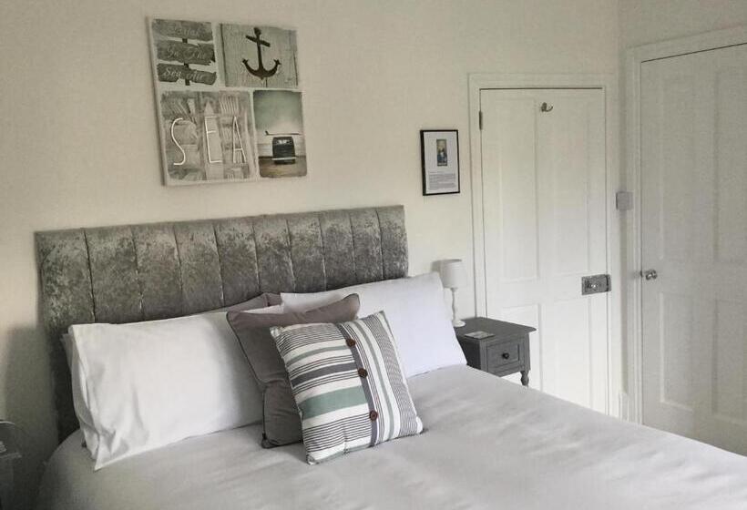 مبيت وإفطار Glebe House