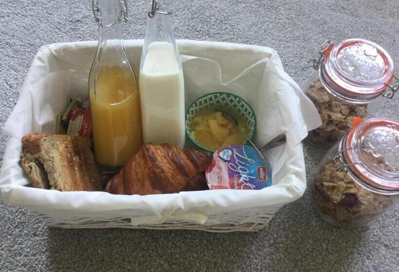 مبيت وإفطار Glebe House