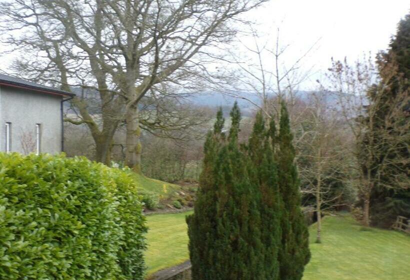 مبيت وإفطار Groom S Cottage