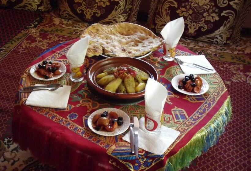 ベッドアンドブレックファースト Le Jardin Des Grenadiers