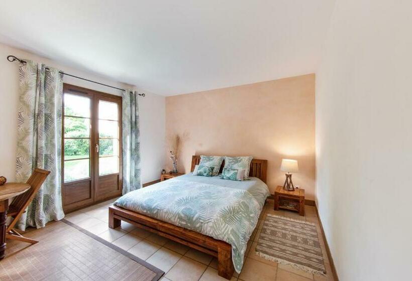 Bed and Breakfast Les Prunelliers