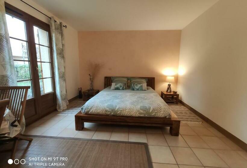 Bed and Breakfast Les Prunelliers