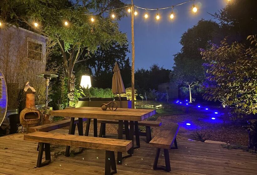 مبيت وإفطار My Big Art Project