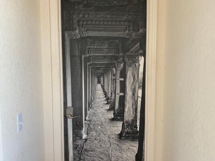 مبيت وإفطار My Big Art Project