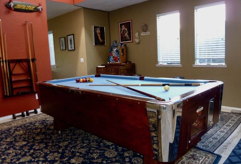 مبيت وإفطار My Big Art Project