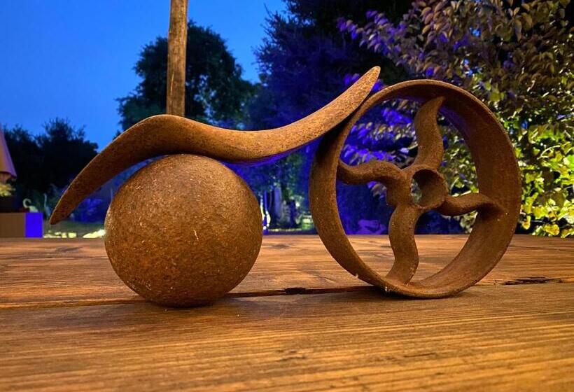 مبيت وإفطار My Big Art Project