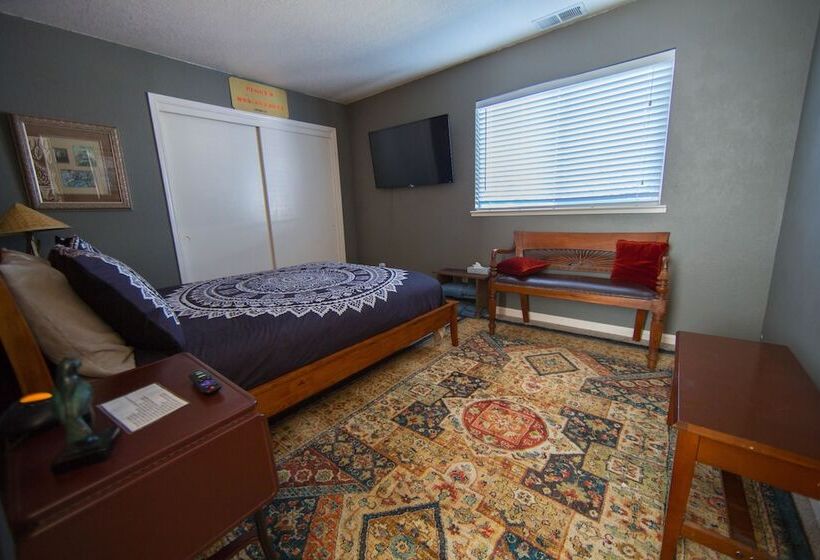 مبيت وإفطار My Big Art Project