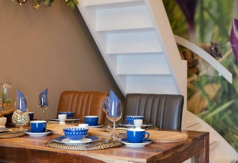 Bed & Breakfast De Heughte